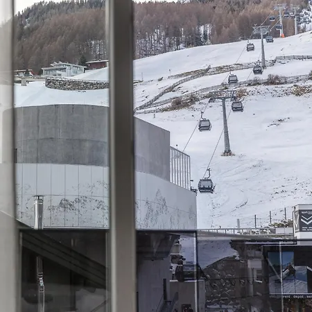 Apartament Home4you *