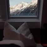 Home4you Appartement *