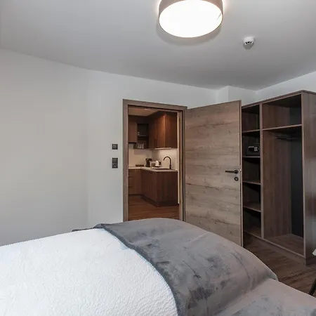 Home4you Apartment *